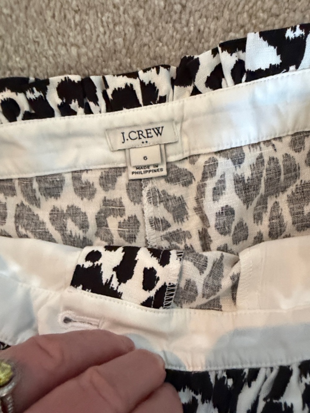 J.Crew Women's Black and White Animal Print Linen Blend Shorts Size 6 - Picture 7 of 10